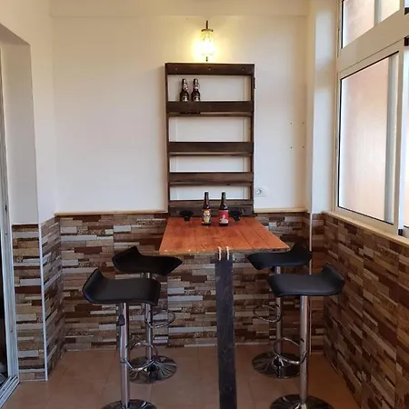 Pax Et Bonum Apartament Parque Holandes